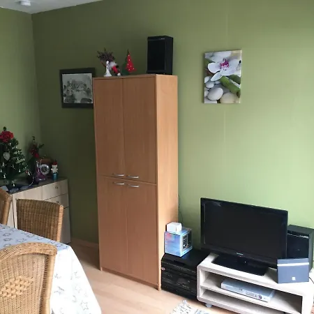 Appartement Knus Met Zijdelings Zeezicht
